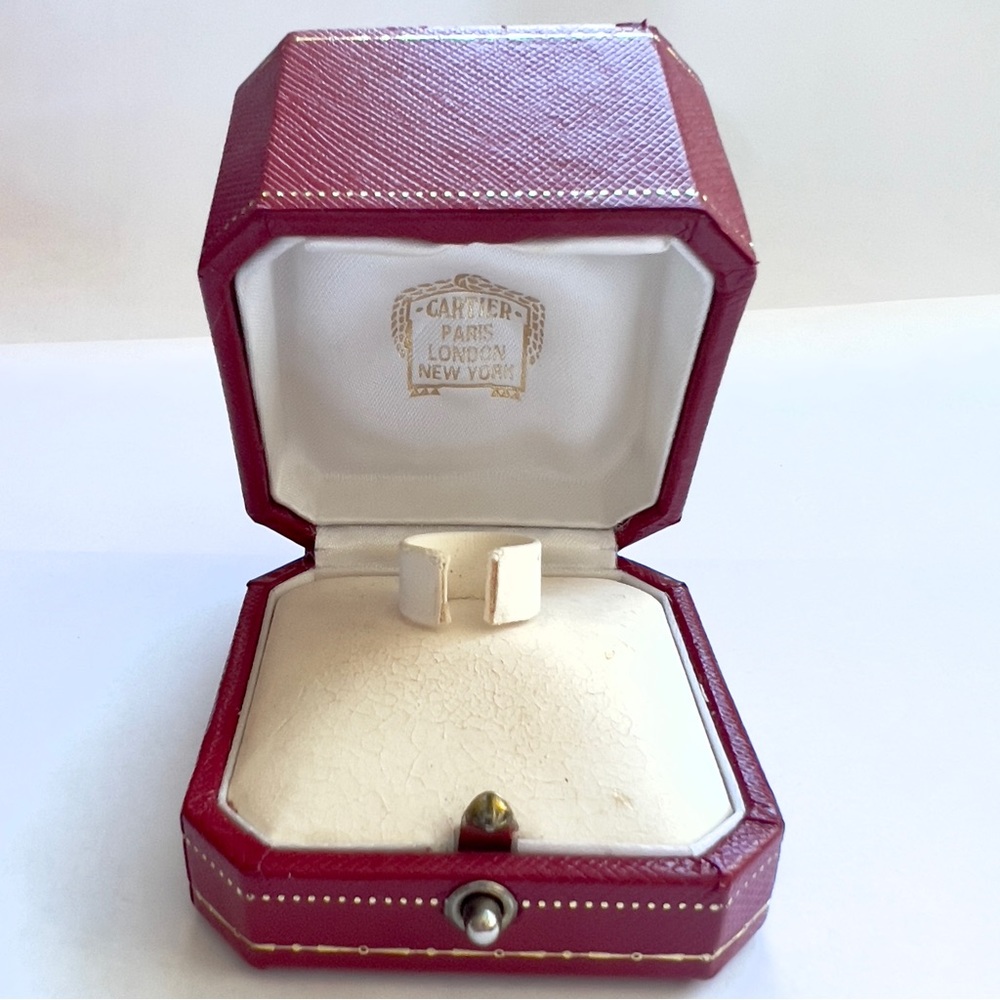 CARTIER Ring Box 2.35x2.35x2 inches